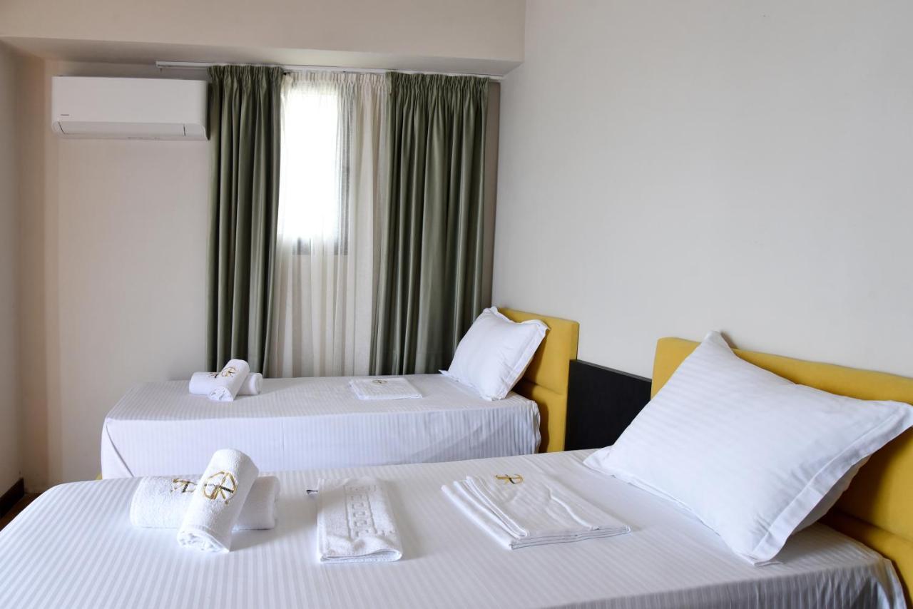 Gogo'S Boutique Hotel Dhërmi Buitenkant foto