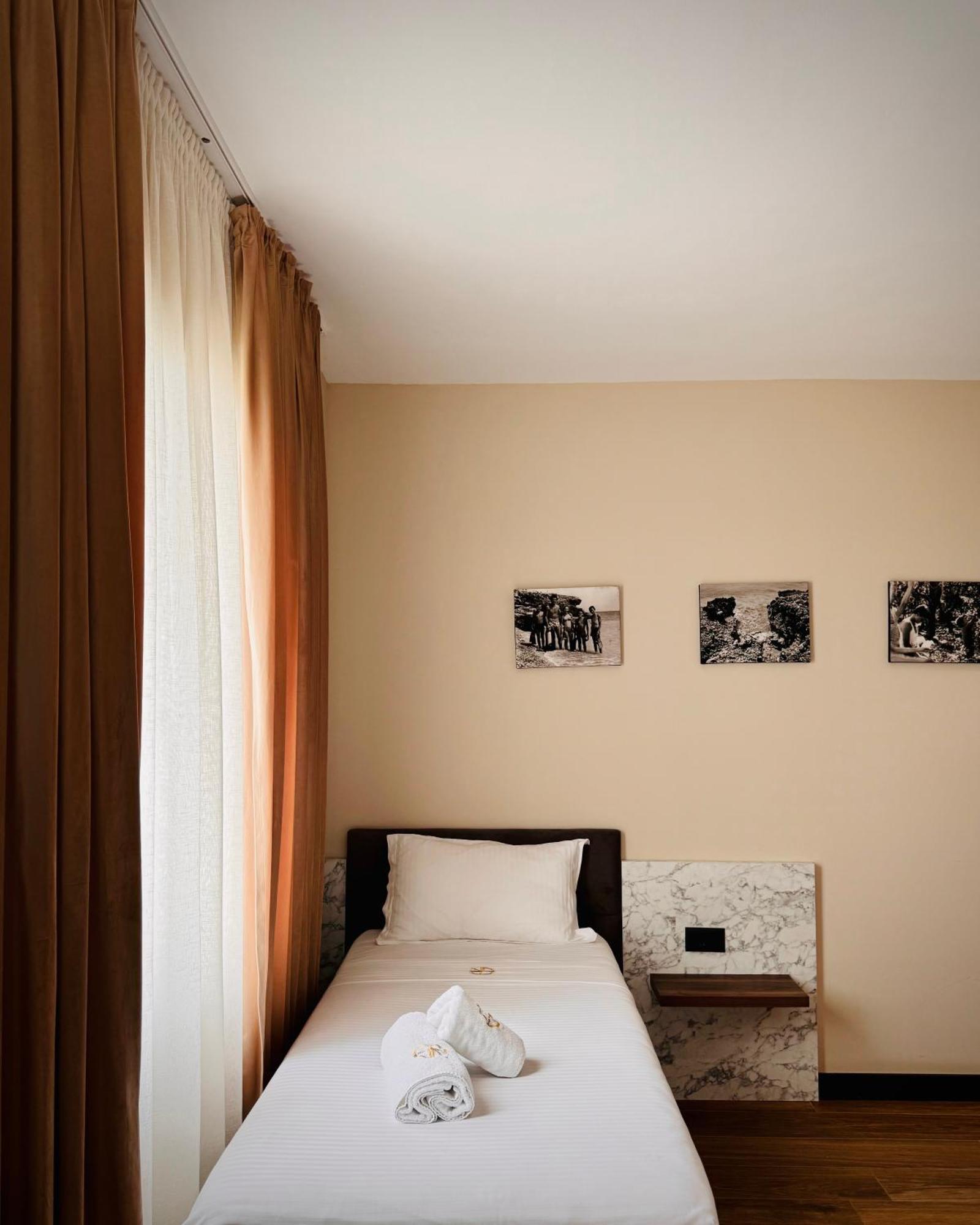 Gogo'S Boutique Hotel Dhërmi Buitenkant foto